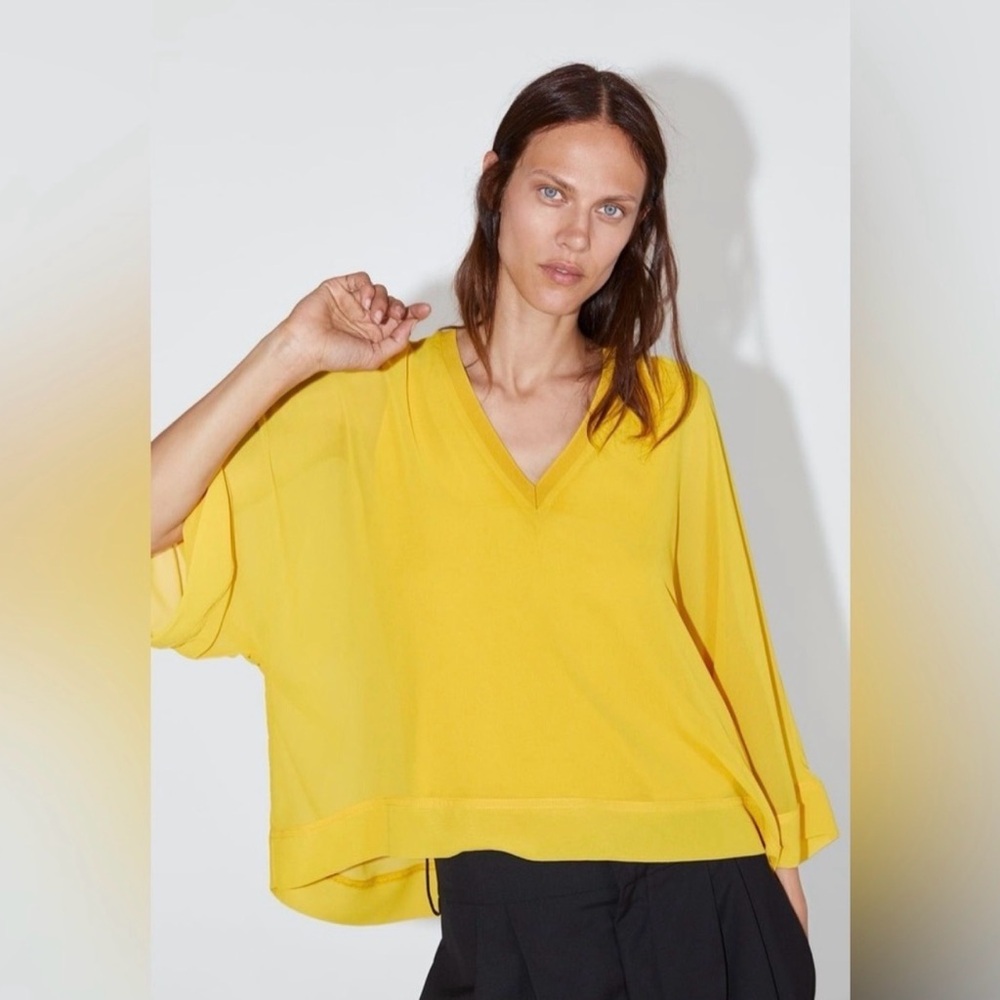 Zara Women’s Size Medium Yellow Oversized Batwing Blouse